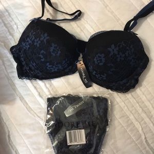 Adore Me Set